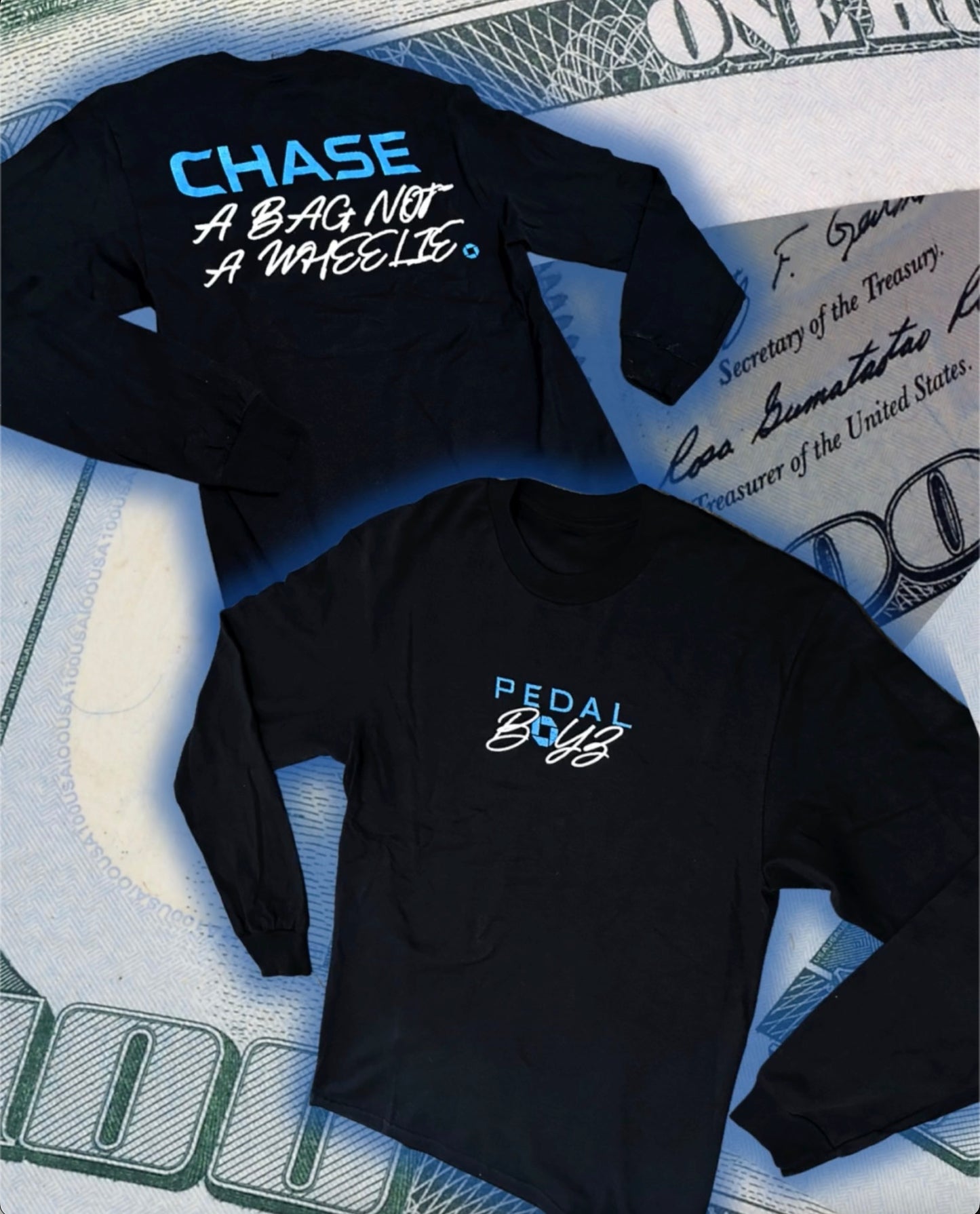 "CHASE A BAG" Long Sleeve [ Black ]